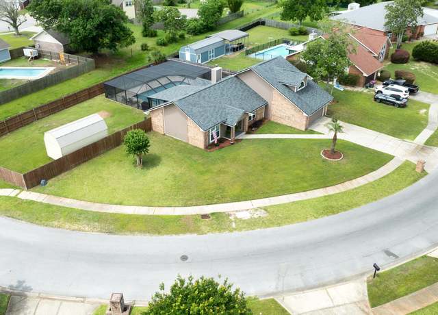 Property at 812 Plantation, Panama City, FL 32404, 4 beds, 3 baths