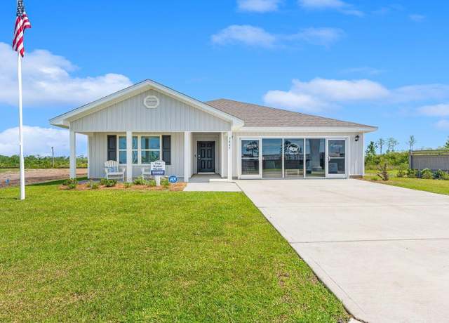 Property at 7431 Morningside Dr, Panama City, FL 32404, 4 beds, 2 baths