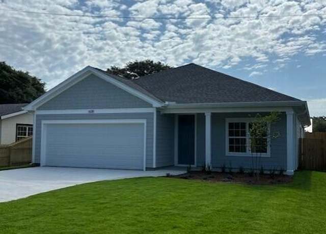 Property at 608 Lake Powell Dr, Panama City Beach, FL 32413, 3 beds, 2 baths