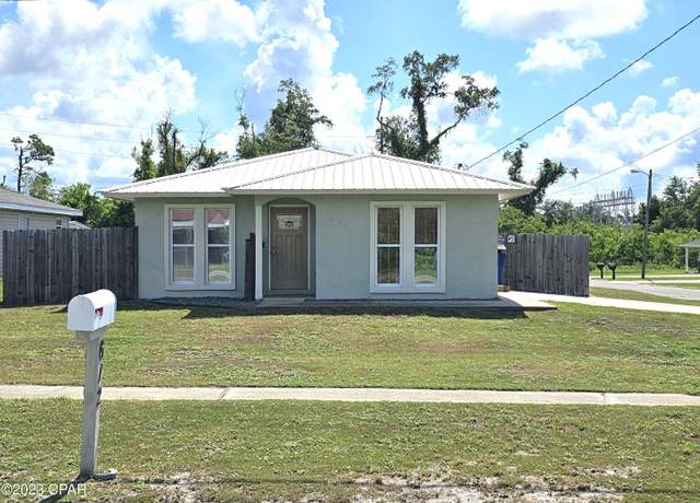 Property at 612 Cactus Ave, Panama City, FL 32401, 3 beds, 2 baths