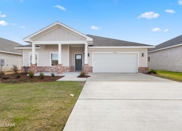 Property at 3844 Red Deer Cir, Panama City, FL 32404, 3 beds, 2 baths
