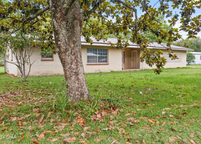 Property at 893 8th St, Chipley, FL 32428, 3 beds, 2 baths