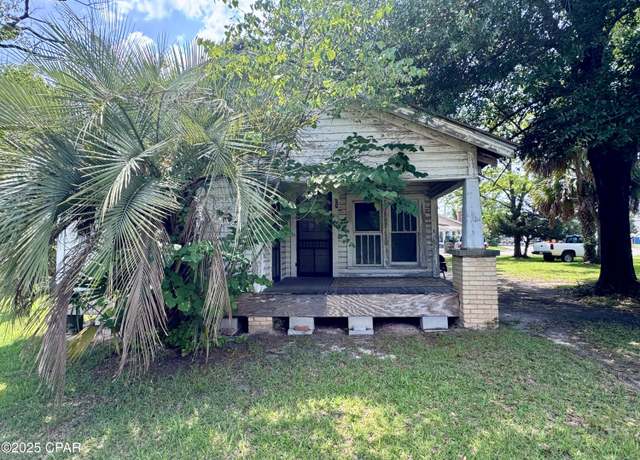 Property at 5295 Brown Street St, Graceville, FL 32440, 2 beds, 1 bath