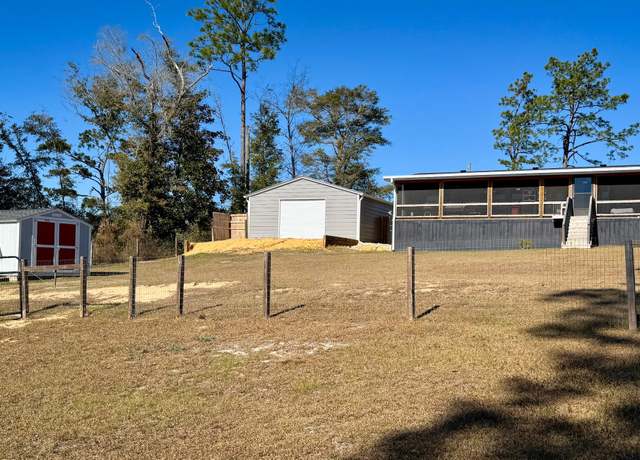 Property at 2687 Linda Ln, Alford, FL 32420, 3 beds, 2 baths