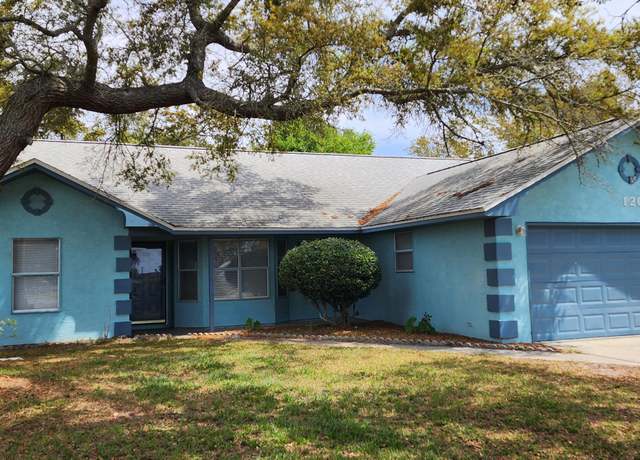 Property at 120 Oak Ridge Pl, Panama City, FL 32408, 3 beds, 2 baths