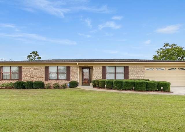 Property at 6425 Hiwassee St, Panama City, FL 32404, 3 beds, 2 baths