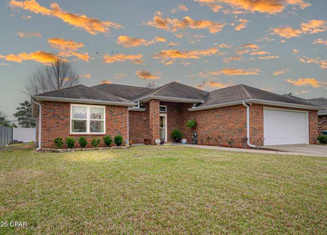 Property at 1005 E 10th St, Lynn Haven, FL 32444, 3 beds, 2 baths
