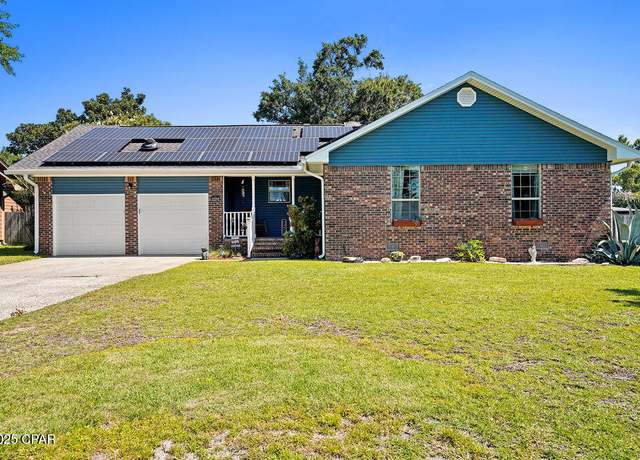 Property at 6223 Seminole Dr, Panama City, FL 32404, 4 beds, 2 baths