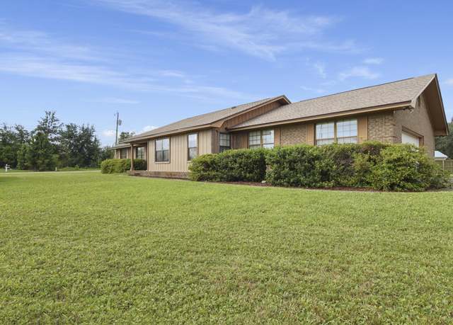 Property at 1303 Wildridge Rd, Lynn Haven, FL 32444, 3 beds, 3 baths