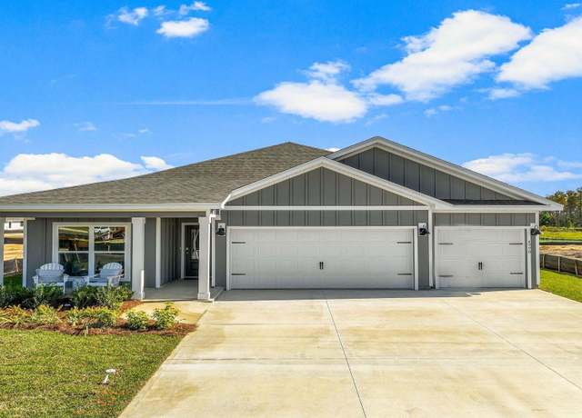 Property at 4882 Forest Dunes Dr, Panama City, FL 32404, 4 beds, 3 baths