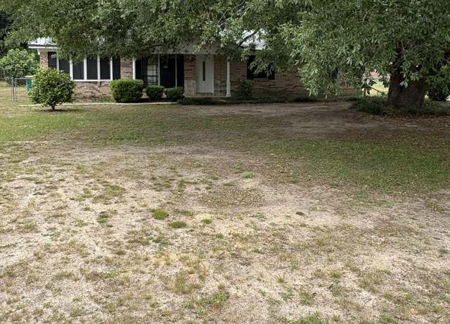 Property at 5360 Constitution Rd, Crestview, FL 32539, 4 beds, 2 baths