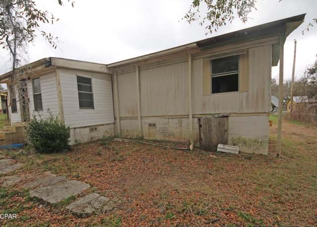 Property at 325 SE Arnett Ave, Madison, FL 32340, 2 beds, 1 bath