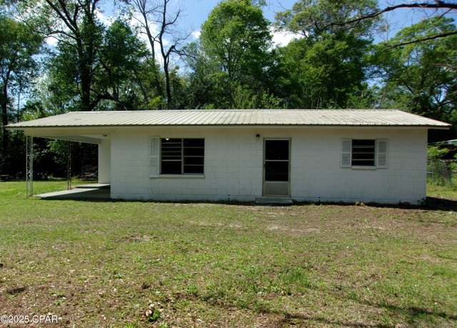 Property at 5437 Pearl St, Graceville, FL 32440, 2 beds, 1 bath