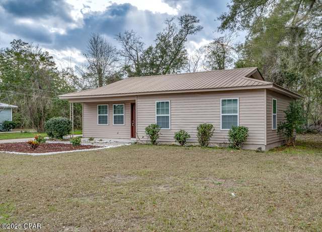Property at 2925 Harley Dr, Marianna, FL 32448, 3 beds, 1.5 baths