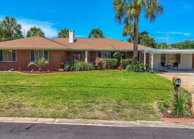 Property at 411 Bayshore Dr, Panama City Beach, FL 32407, 4 beds, 2.5 baths