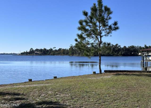 Property at 7301 Suwanee Ave, Southport, FL 32409, 2 beds, 2 baths