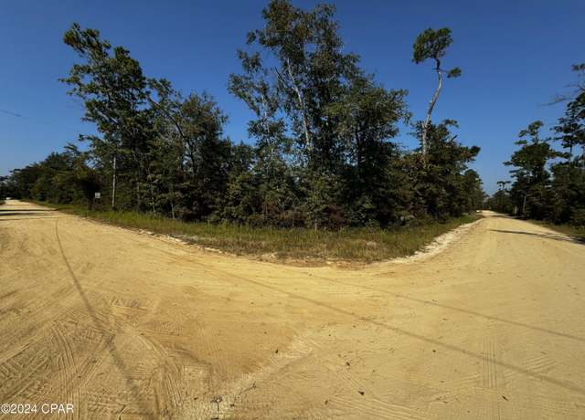 Property at 1 1st St, Fountain, FL 32438