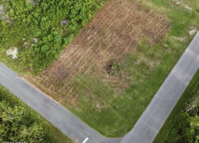 Property at 8819 Seminole St, Youngstown, FL 32466