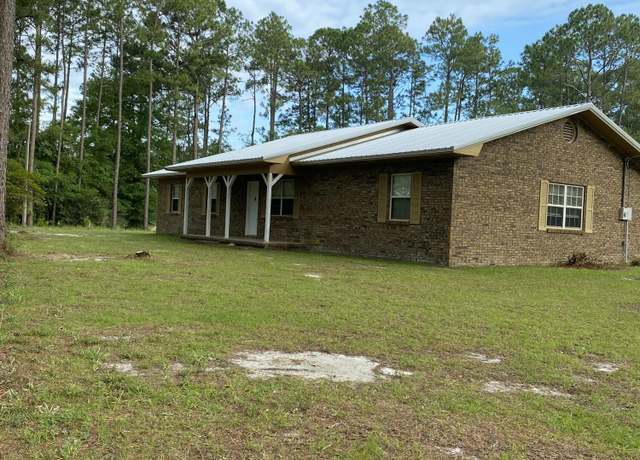 Property at 4808 Creek Road Rd, Vernon, FL 32462, 3 beds, 2 baths