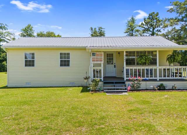 Property at 3483 Kynesville Rd, Marianna, FL 32448, 3 beds, 2 baths