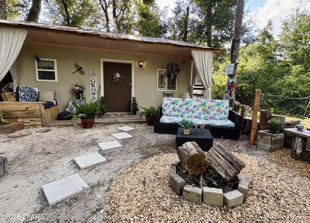Property at 5940 Pitti Ln, Youngstown, FL 32466, 1.5 baths