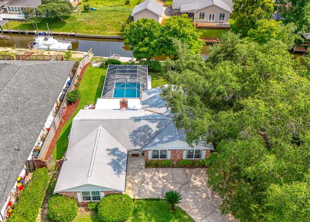 Property at 2457 Pretty Bayou Cir, Panama City, FL 32405, 3 beds, 2 baths