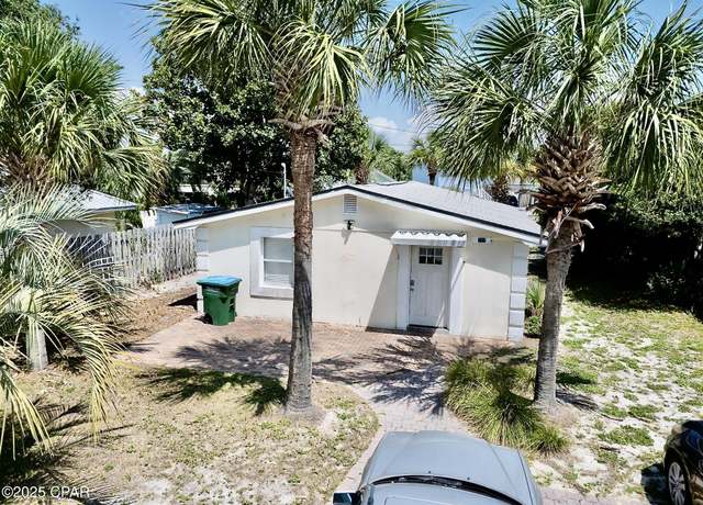 Property at 400 Albatross St, Panama City Beach, FL 32413, 2 beds, 2 baths
