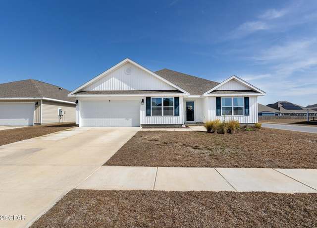 Property at 135 Ryder Ln, Panama City, FL 32404, 5 beds, 3 baths