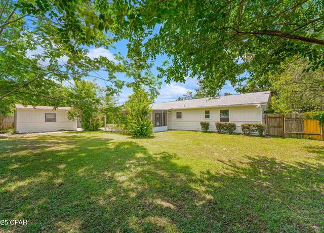Property at 211 Scooter Dr, Panama City, FL 32408, 3 beds, 2 baths