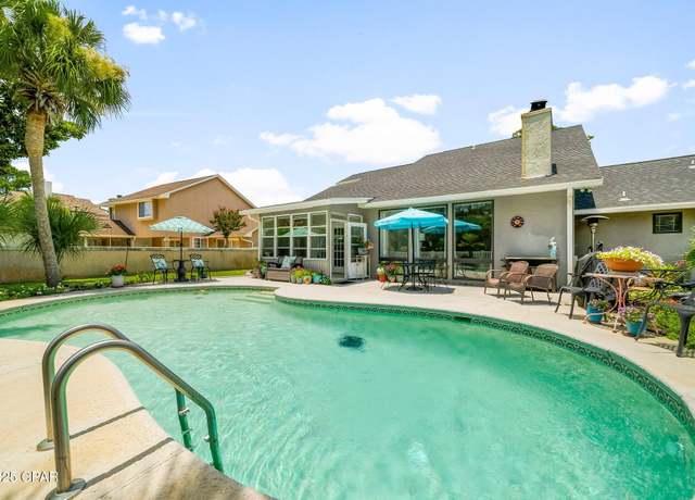 Property at 372 Wahoo Rd, Panama City Beach, FL 32408, 3 beds, 2.5 baths