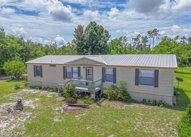 Property at 6702 Oakenshaw Dr, Youngstown, FL 32466, 3 beds, 2 baths