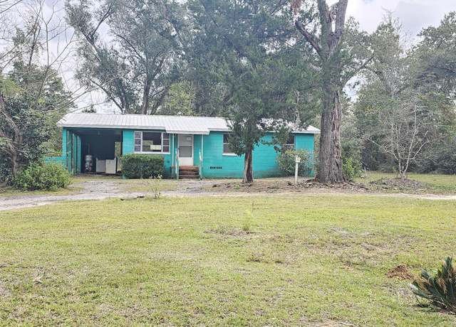 Property at 2930 Maple Ln, Marianna, FL 32448, 3 beds, 1 bath