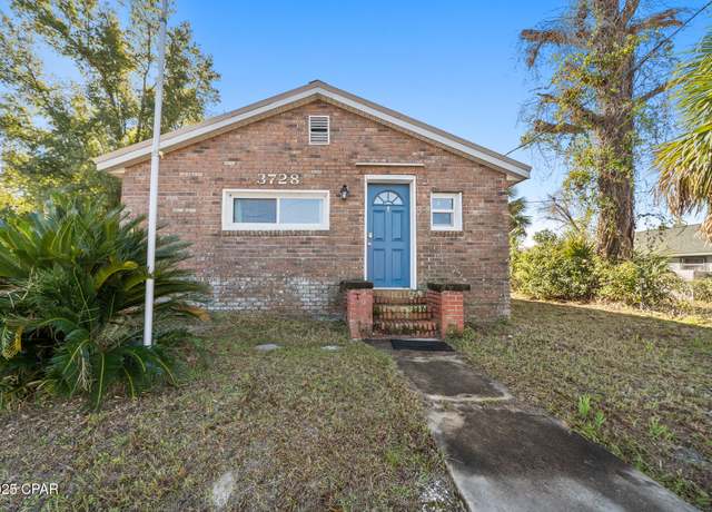 Property at 3728 E 2nd St, Panama City, FL 32401, 3 beds, 2 baths