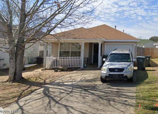 Property at 3056 Flintlock Dr, Pensacola, FL 32526, 3 beds, 2 baths