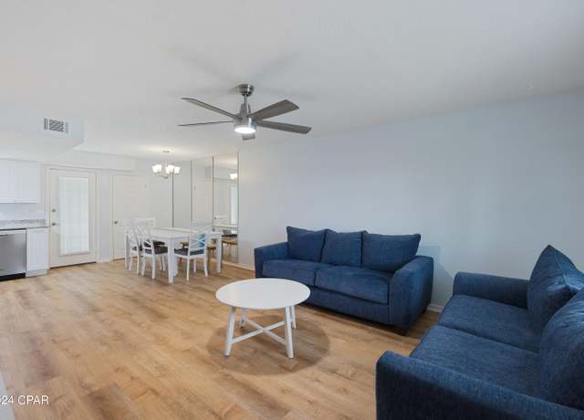 Property at 181 Robin Ln, Panama City Beach, FL 32407, 2 beds, 2.5 baths