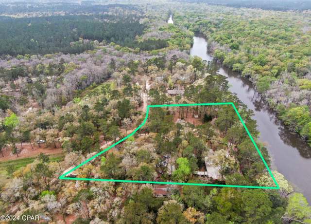 Property at 3640 Lucianne Dr, Vernon, FL 32462, 6 beds, 5 baths