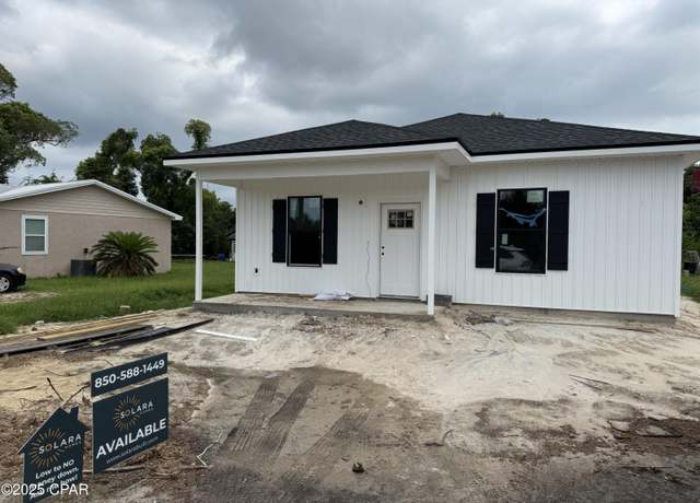 Property at 2212 E 8th St, Panama City, FL 32401, 3 beds, 2 baths