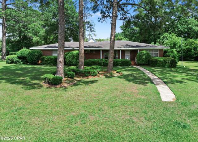 Property at 5370 Cherry St, Graceville, FL 32440, 2 beds, 2.5 baths