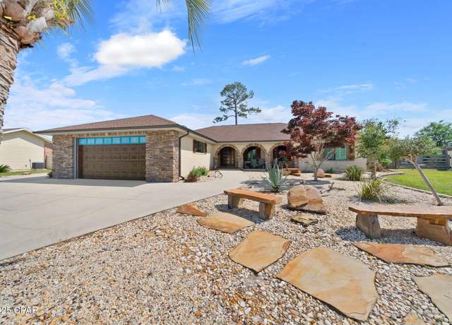 Property at 137 Candlewick Cir, Panama City, FL 32405, 3 beds, 2.5 baths