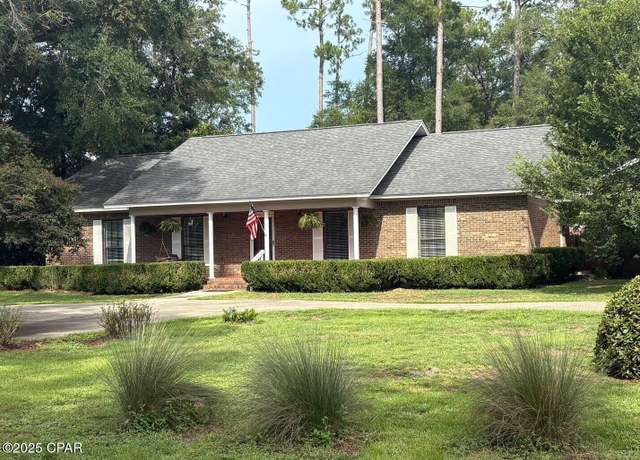 Property at 2802 Jackson Bluff Rd, Marianna, FL 32446, 3 beds, 2 baths