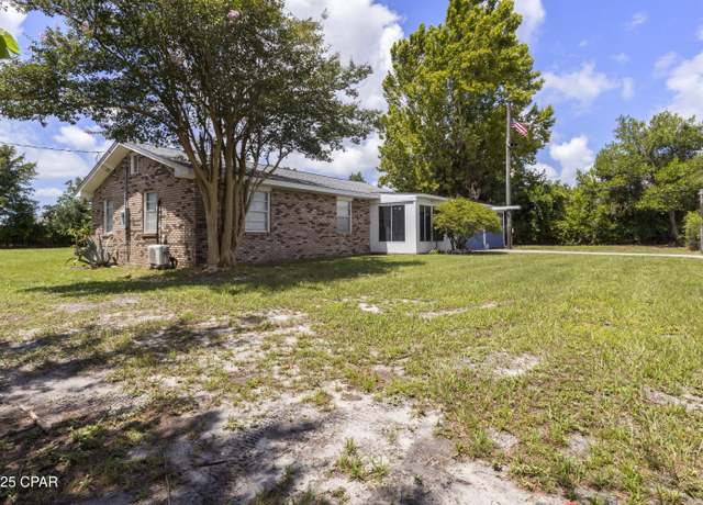 Property at 1036 E 26th St, Panama City, FL 32405, 3 beds, 1 bath