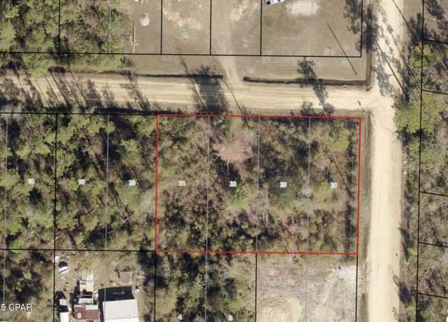 Property at 17517 Center Dr, Fountain, FL 32438