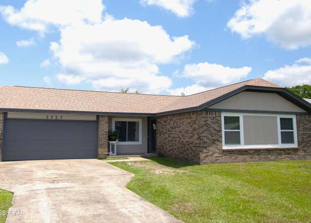 Property at 2527 E 37th Plz, Panama City, FL 32405, 4 beds, 2 baths