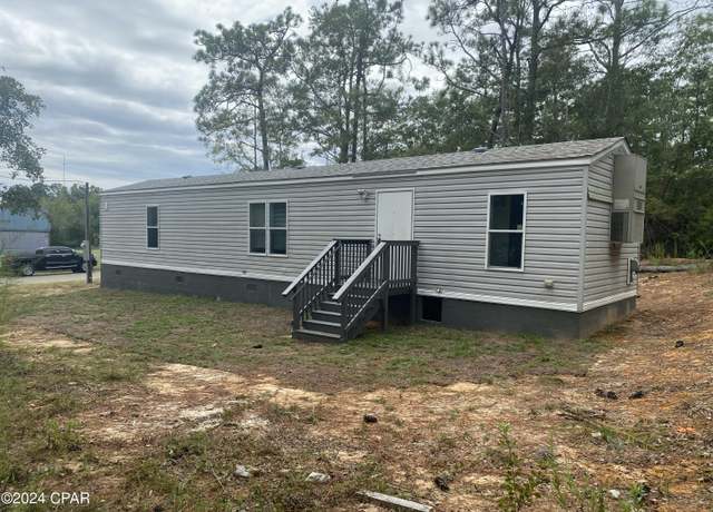 Property at 1394 Watts Ave, Chipley, FL 32428, 3 beds, 2 baths