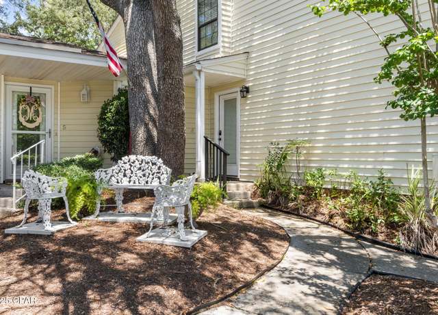Property at 2026 Baker Ct #4, Panama City, FL 32401, 3 beds, 2.5 baths