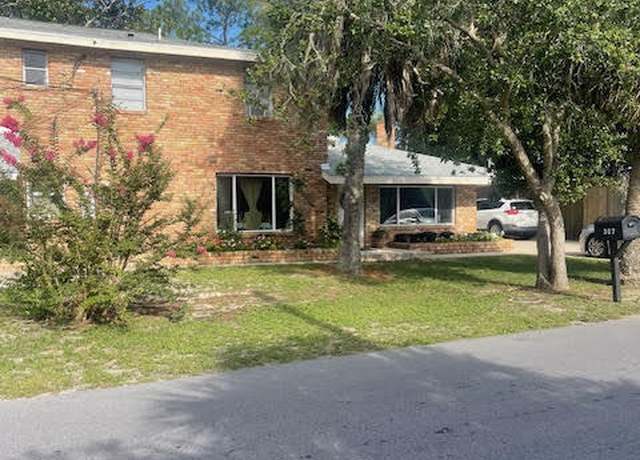 Property at 307 Sundial St, Panama City Beach, FL 32413, 7 beds, 6 baths