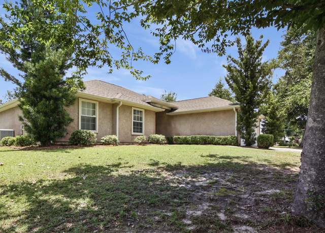 Property at 5218 Indian Bluff Dr, Youngstown, FL 32466, 3 beds, 2 baths