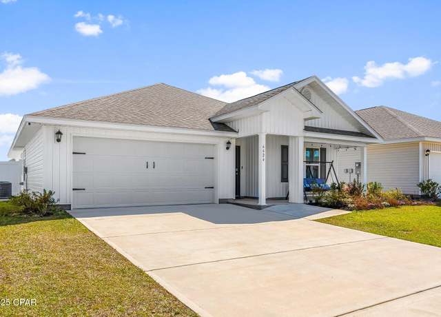 Property at 6624 Slabinski Ln, Panama City, FL 32404, 4 beds, 2 baths