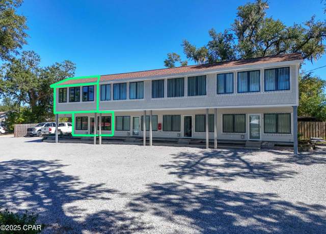Property at 4900 E 4th St, Panama City, FL 32404, 1 bed, 1.5 baths