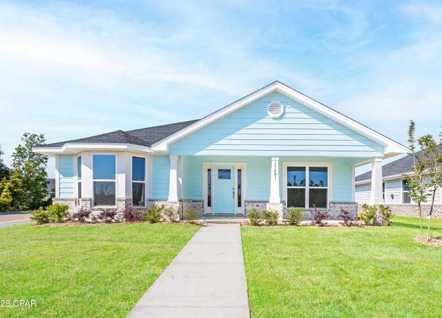 Property at 11401 Godart St, Panama City, FL 32404, 3 beds, 2 baths